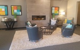 Brookstone Lodge & Suites - Emmetsburg